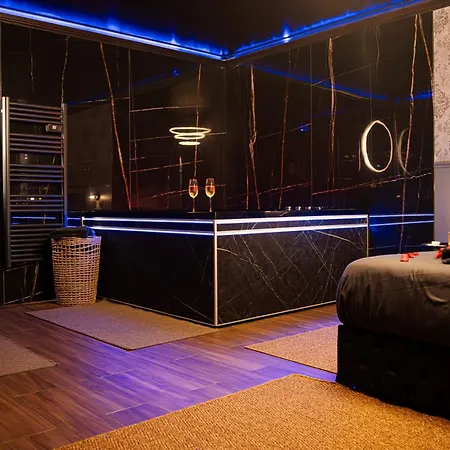 Διαμέρισμα Romance & - Jacuzzi - Parking -