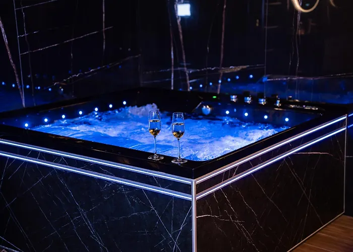 Romance & - Jacuzzi - Parking - Μεντόν