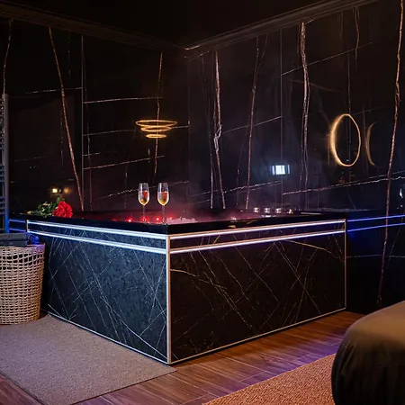 Romance & - Jacuzzi - Parking - Appartement Menton